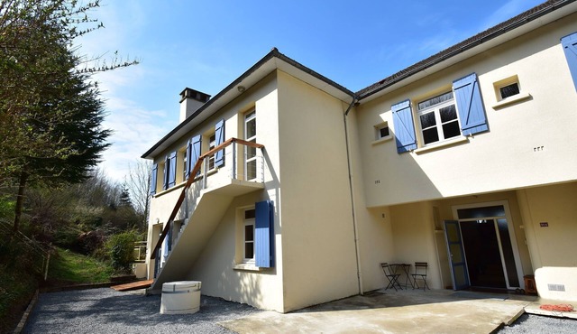 Mansion in Cuzy with Shared Pool