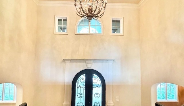 Mansion Of Westlake 6 bedrooms 6.5 Bath 6 car Garage & Pool & Apartment 2 acres