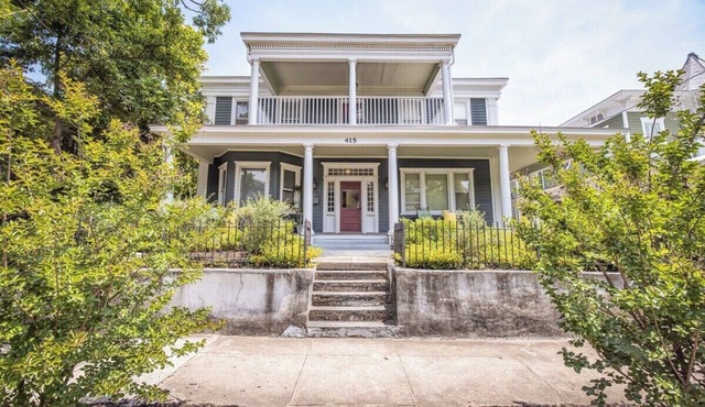 Mansion on Front - 5 separate one bed condos with free parking!