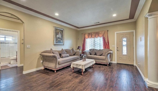 Manteca Home with Gated Yard about 2 Mi to Downtown