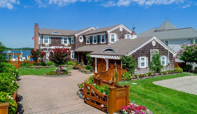 Mantoloking’s Nantucket South