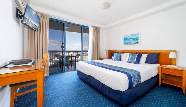 Mantra Marina Hotel Room