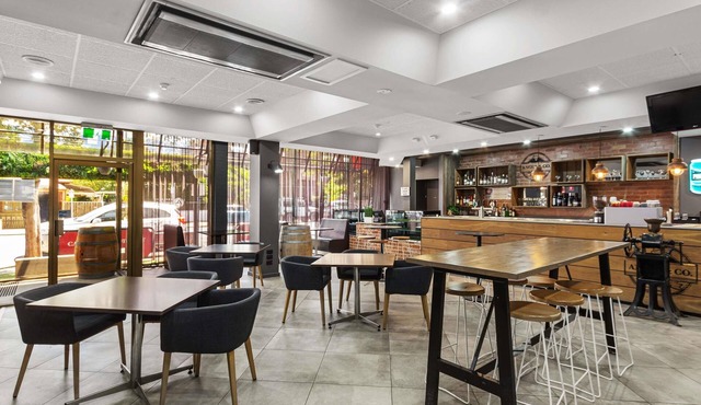 Mantra Meridien Adelaide