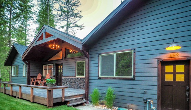 Many Lakes Cabin Near Glacier National Park, Many Lakes Cabin Near Glacier National Park