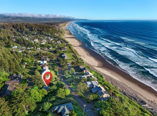 Manzanita Beach Ocean View Cabin Pet Friendly