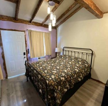 Manzanita Suite
