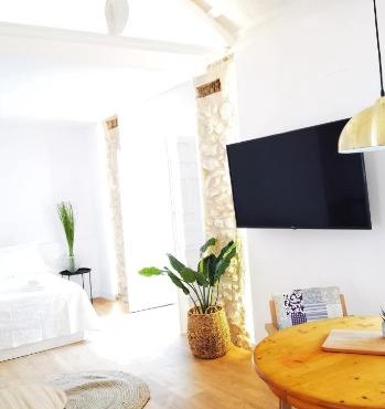 MANZANO PALACE. Habitaciones y Suites 30 m2 en la Plaza Mayor