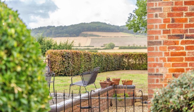 Maple Cottage - Rural Charm - Broadway