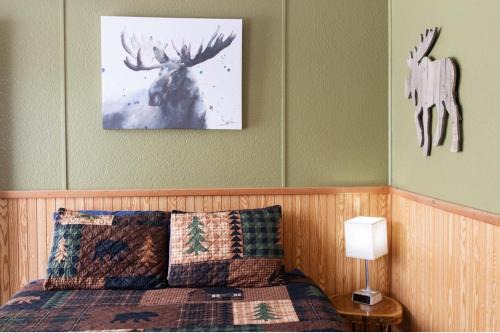 Maple Grove Lodging