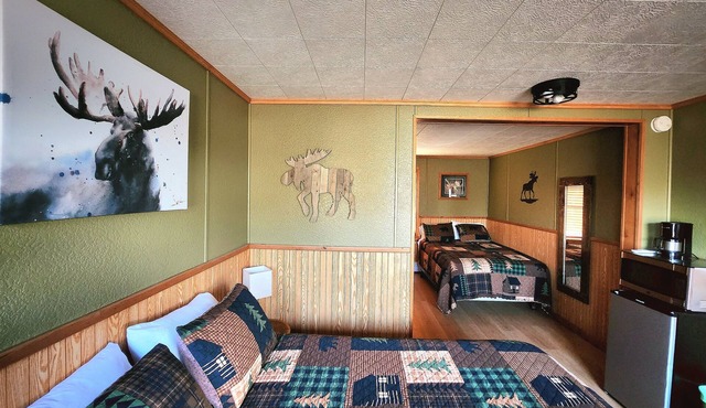 Maple Grove Lodging