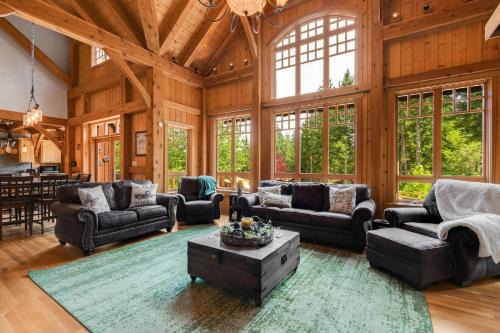 Maple Hill Lodge