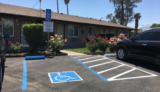 Maple Inn and Suites Los Banos