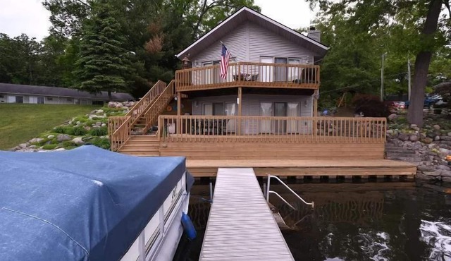 Maple Lake 4 Bedroom 2 Bathroom Retreat