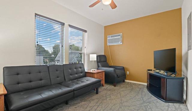 Maple Manor City Scene