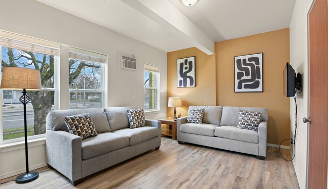 Maple Manor Urban Retreat