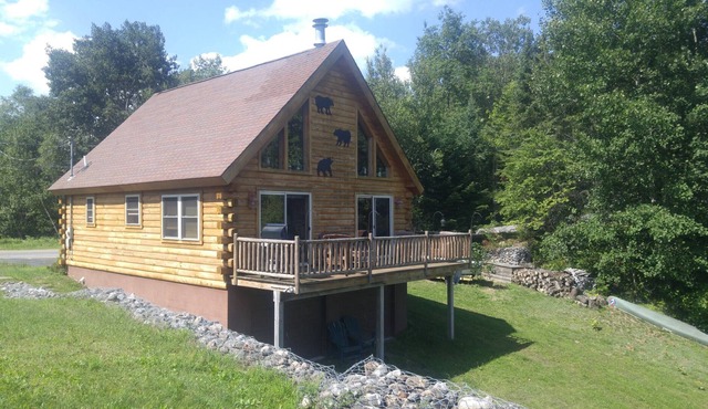 Maple Mountain Cabin -Year round rental- Summer, Fall. Winter, and Spring