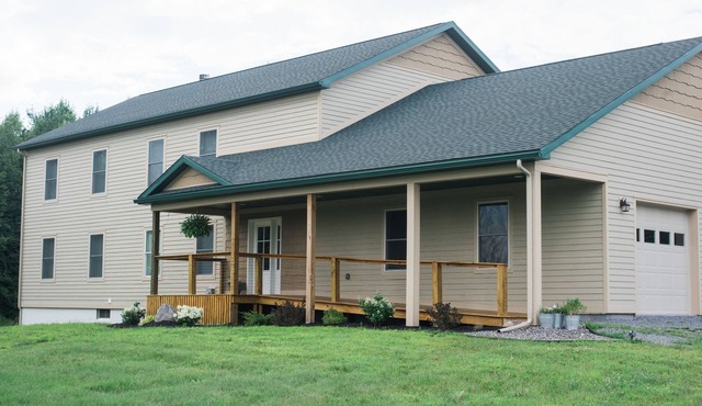 Maple Rock Bed & Breakfast