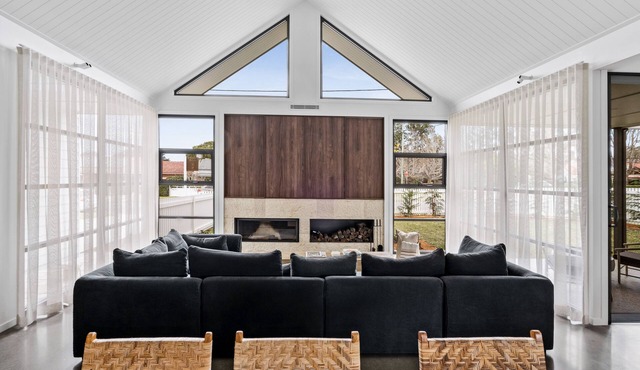 Maple Suite, Berry - by Linnaeus Collection