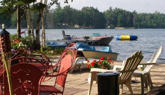 Maple Woods Cottage on beautiful Bass Lake #PSTR 22-071n6 adults/2 children