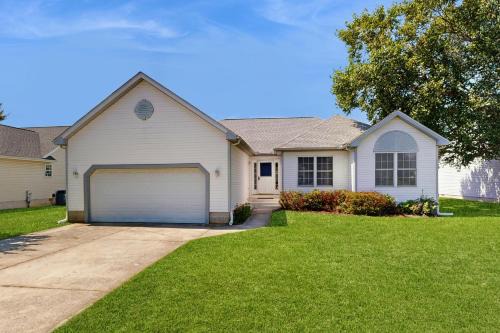 Maplewood - 17 Tulane Dr - Ohana House