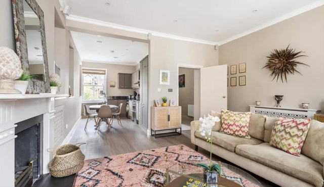 MAR-07 Marjorie · Homely and Stylish 2 bed in Battersea/Clapham