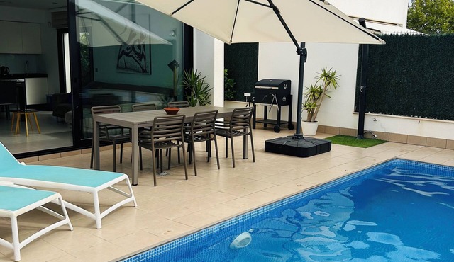 Mar Menor: A luxurious recently build Villa