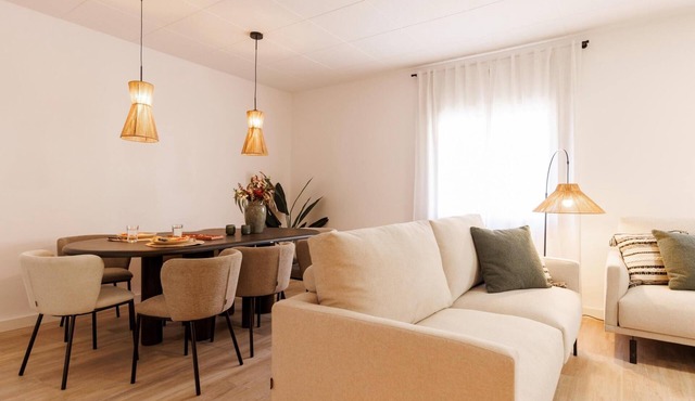 Maragall - Holiday Apartment Rental in Girona | Bravissimo