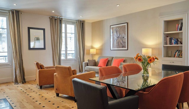 Marais Picasso 3BR A/C Lift
