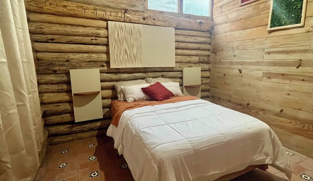 Maravillosa cabana en el bosque de dos habitaciones perfecta para una escapada