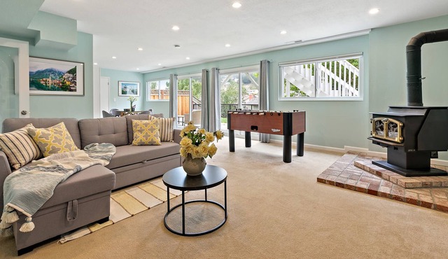@ Marbella Lane-Charming home your dream getaway!