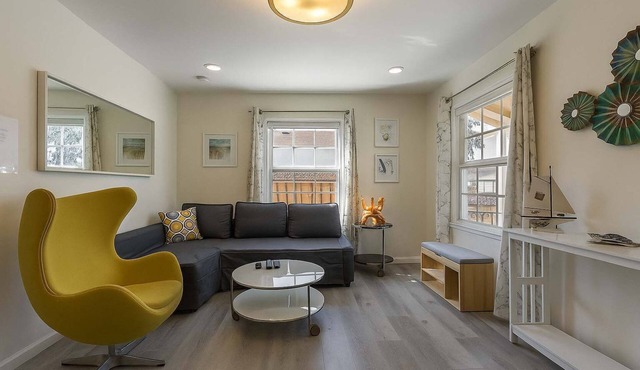 Marbella Lane - Convenient Home in Sunnyvale