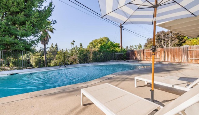 #Marbella Lane - Cozy Modern Home with Relaxing Design & Pool