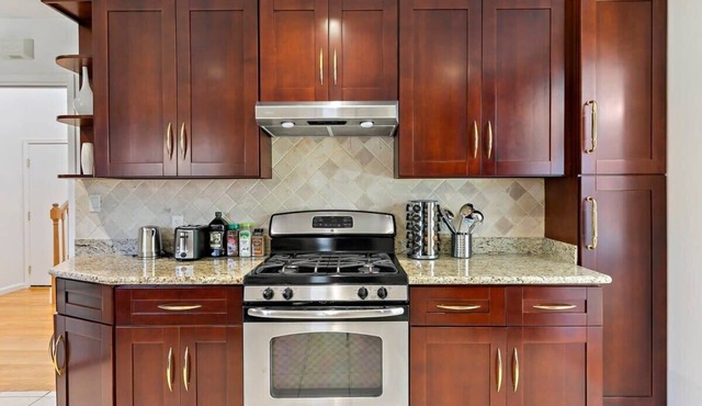 @ Marbella Lane - Elegant and Inviting Home in RWC