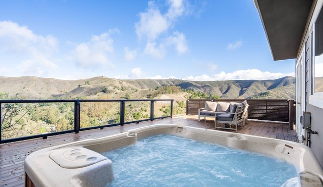 @ Marbella Lane - Hidden Gem in Pacifica!