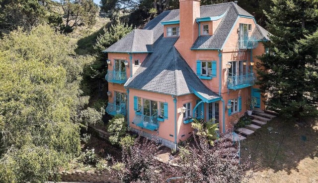 @ Marbella Lane - KnollTop Property | HotTub