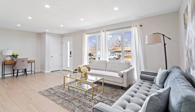 @ Marbella Lane - Modern 4BR Oasis near Olde Town