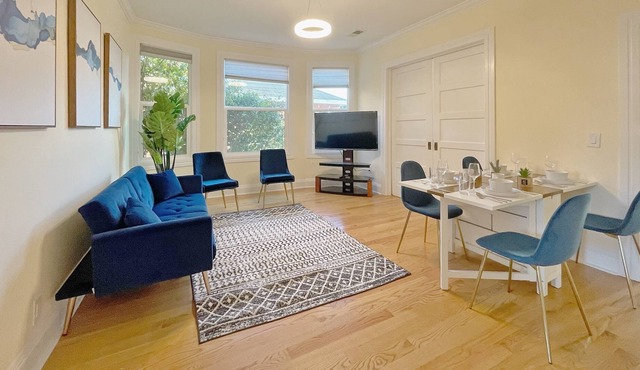@ Marbella Lane - San Mateo Stylish House