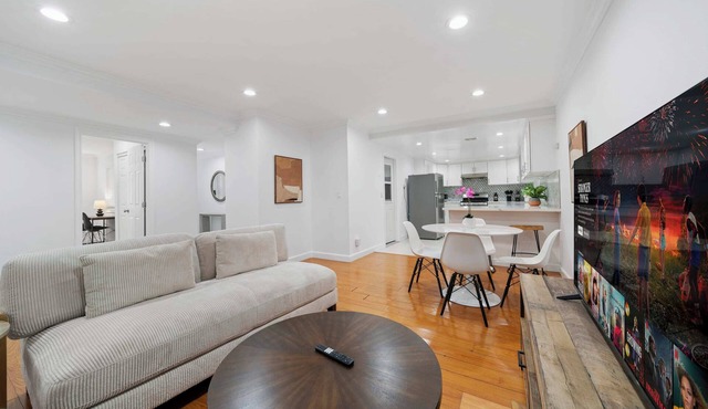 @ Marbella Lane - Serene & Spacious 3BR Haven