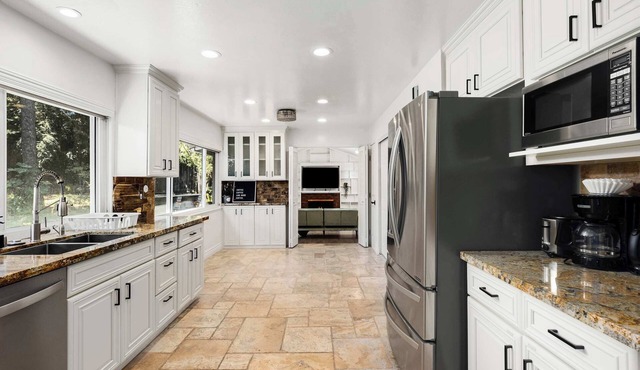 @ Marbella Lane - Stylish & Trendy Designer Home