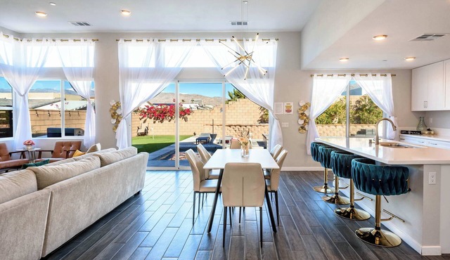 @ Marbella Lane - Desert Dream Pool/spa & Games