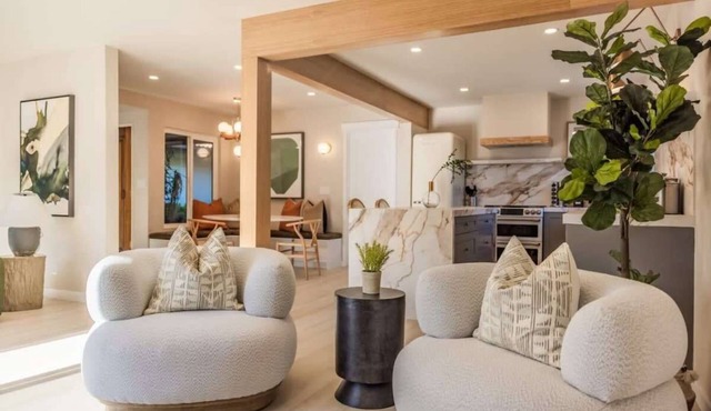 @ Marbella Lane - Vibrant & Chic Designer Home
