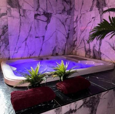 Marbella Logement privatif -Jacuzzi-Sauna