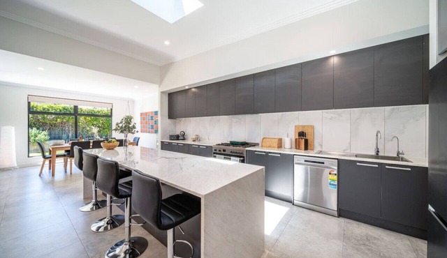 Marble @ South Plympton