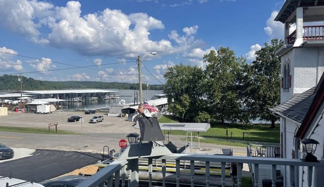 Marc`s Museum at Lak · Marc`s Museum at Lake Barkley