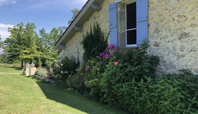 Marcadis Gite @Finders Keepers France. Adult only site with 16 acres and a lake