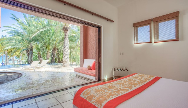 Marcela Lw: Oceanview 2-bedr with private pool and jacuzzi