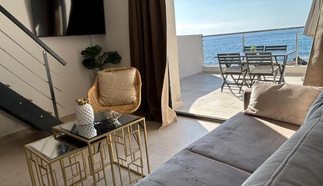 Mare Turchinu- Pieds dans l'eau- vue mer- Standing