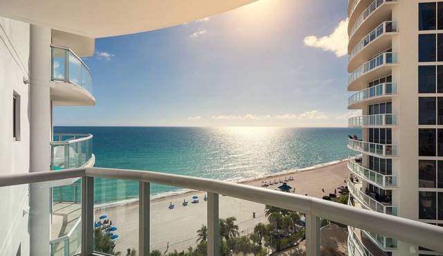 Marenas Ocean View Apartment