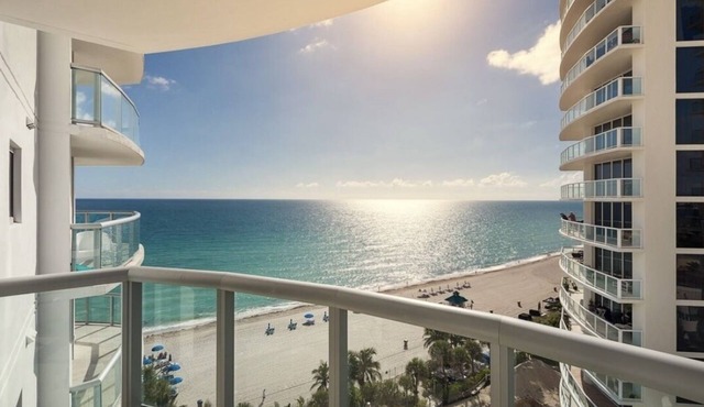 Marenas Ocean View Apartment