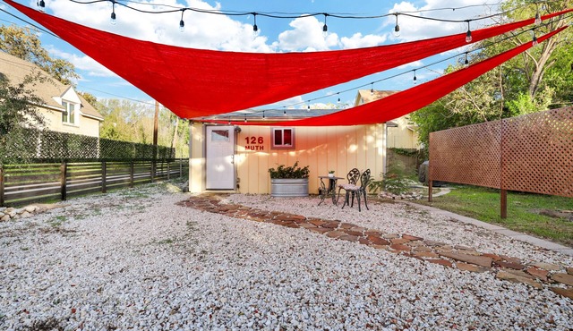 Marfa - A Birdy Vacation Rental
